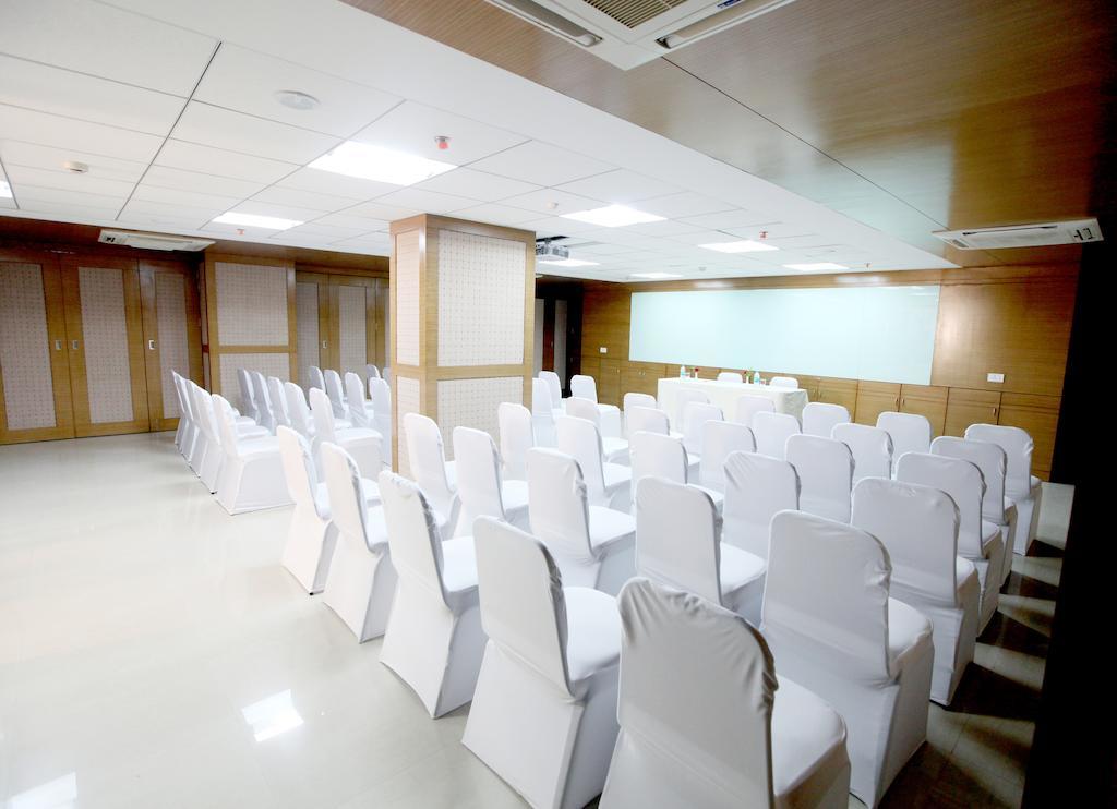 Vinstar Serviced Apartments Hinjawadi Exterior photo